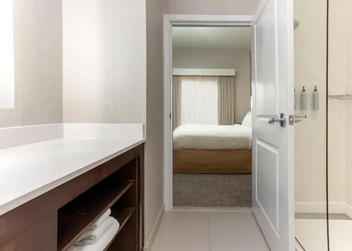 By Marriott Polaris
