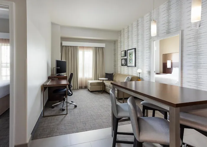 Hotel By Marriott Polaris 3*