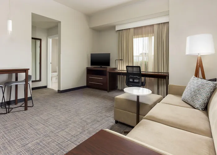 By Marriott Polaris Hotel Columbus